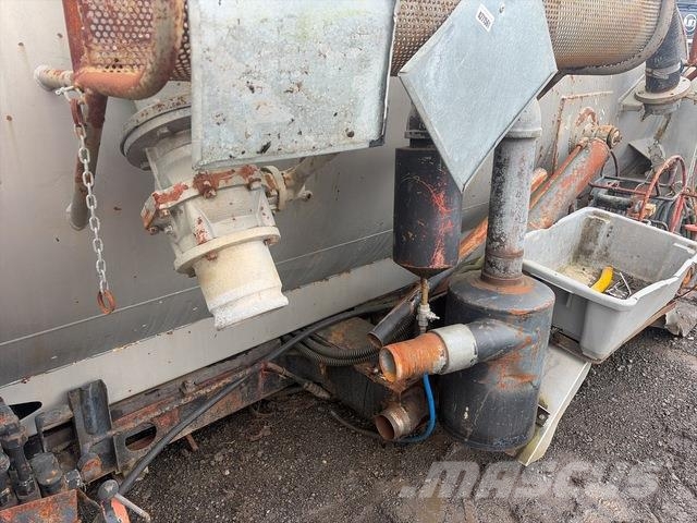  Vacuum Unit (Inoperable) Vodní čerpadla