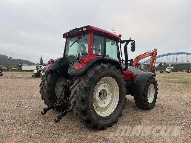Valtra T190 Trattori