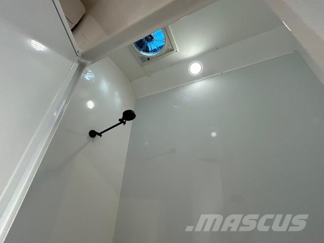 Vawdrey  مقطورات ذات هيكل صندوقي