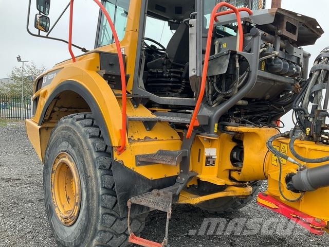 Volvo A25G Kloubové dempry