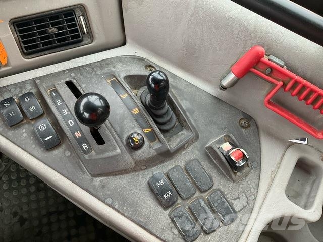 Volvo A25G Kloubové dempry