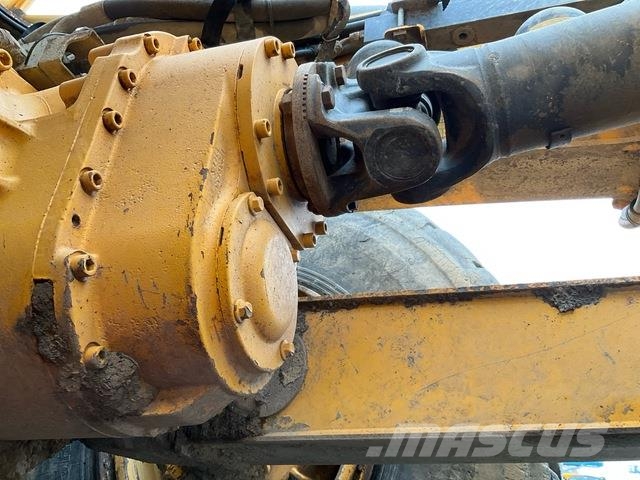 Volvo A25G Kloubové dempry