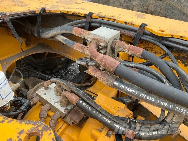 Volvo A25G Kloubové dempry