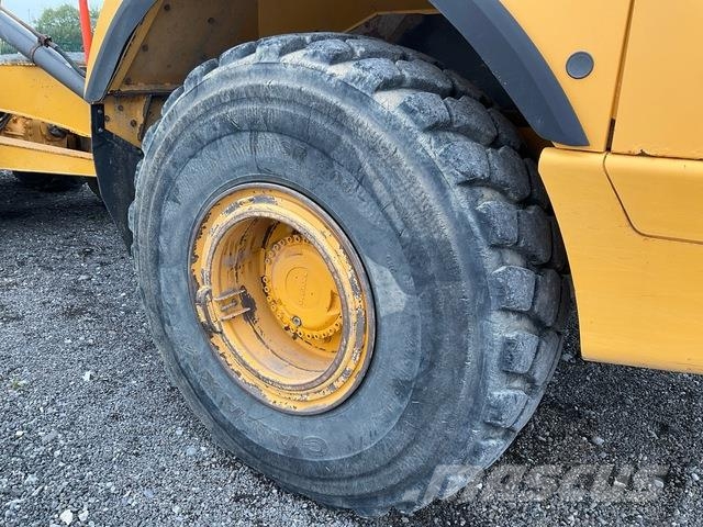 Volvo A25G Kloubové dempry