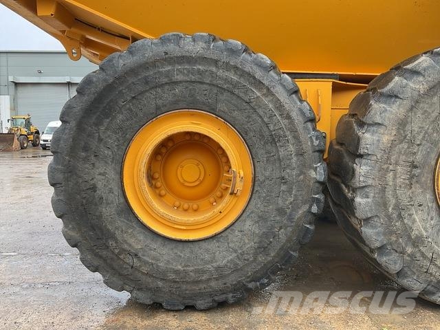 Volvo A40G Midjestyrd dumper