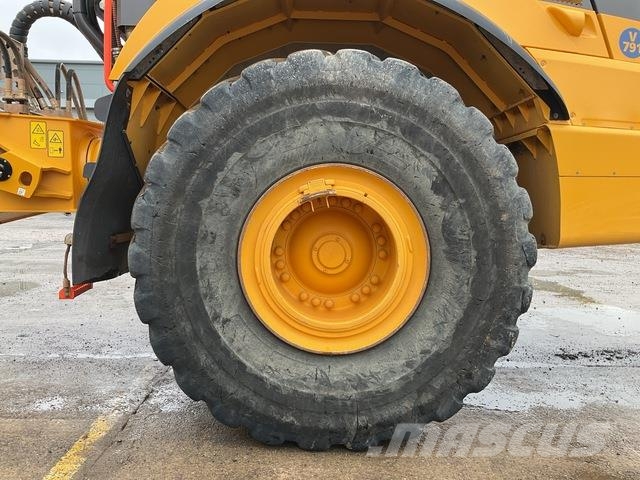Volvo A40G Midjestyrd dumper