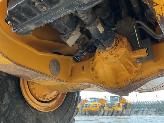 Volvo A40G Midjestyrd dumper