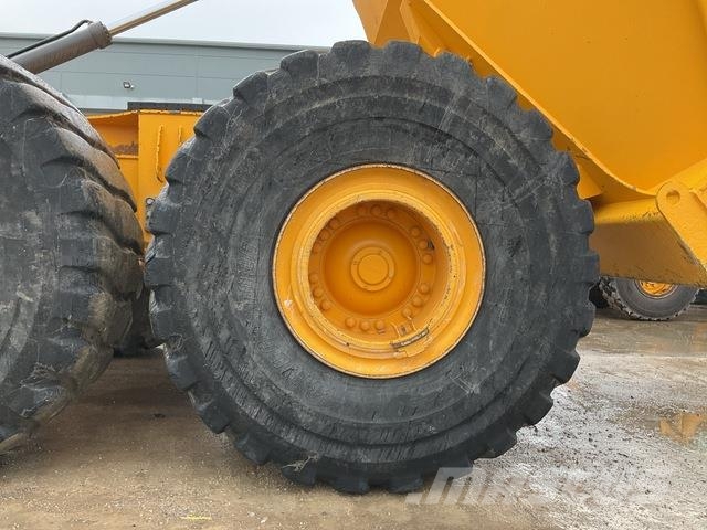 Volvo A40G Midjestyrd dumper