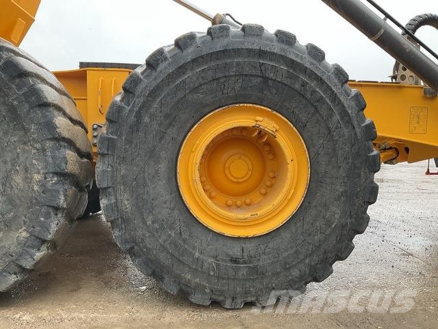Volvo A40G Midjestyrd dumper