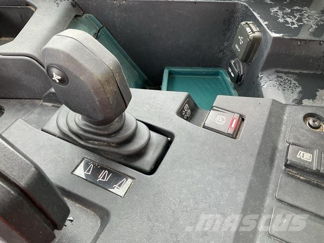 Volvo A40J Midjestyrd dumper