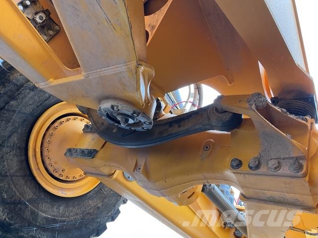 Volvo A40J Midjestyrd dumper