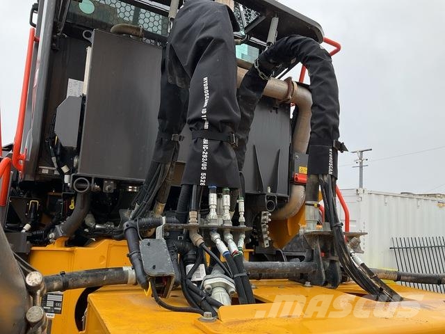 Volvo A40J Midjestyrd dumper