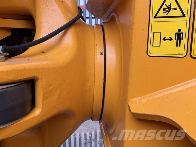 Volvo A40J Midjestyrd dumper