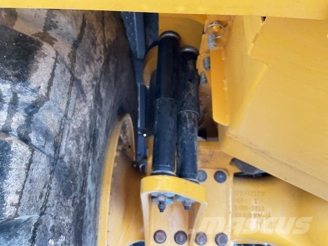 Volvo A40J Midjestyrd dumper