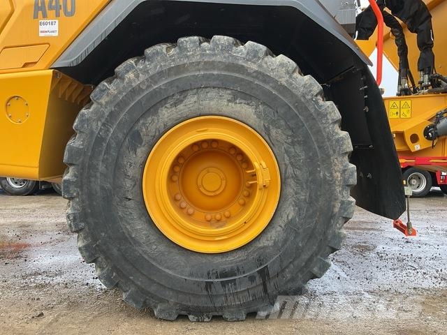 Volvo A40J Midjestyrd dumper