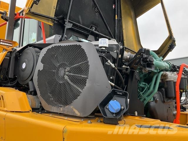 Volvo A40J Midjestyrd dumper