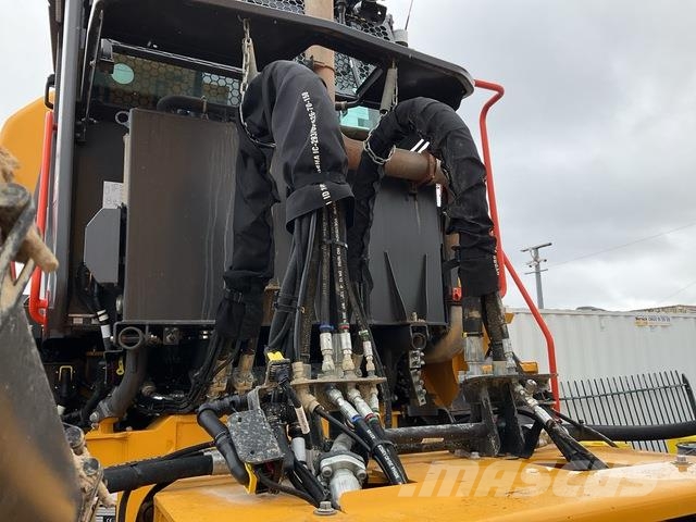 Volvo A40J Midjestyrd dumper