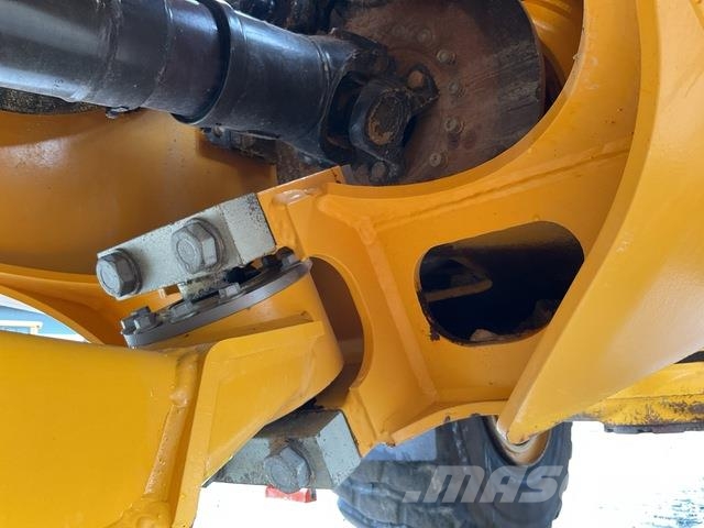 Volvo A40J Midjestyrd dumper