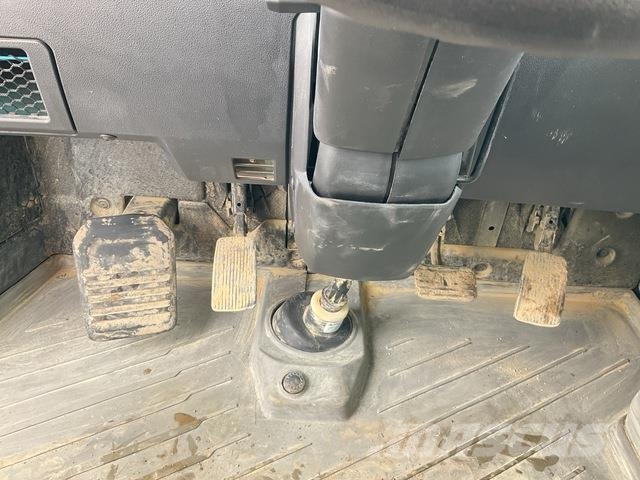 Volvo A40J Midjestyrd dumper