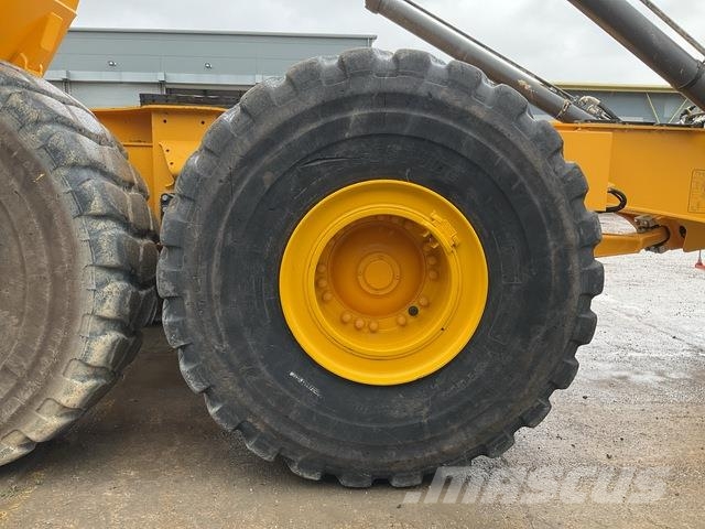 Volvo A40J Midjestyrd dumper