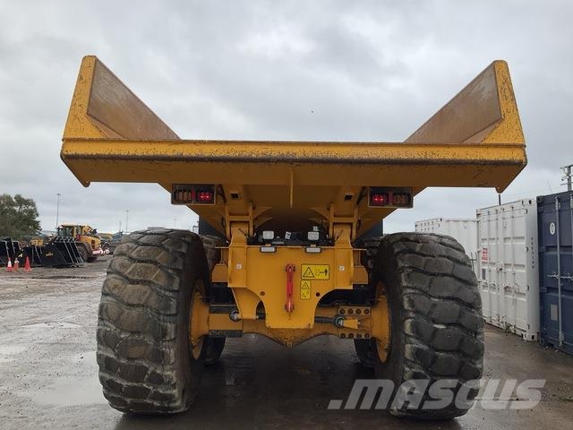 Volvo A40J Midjestyrd dumper
