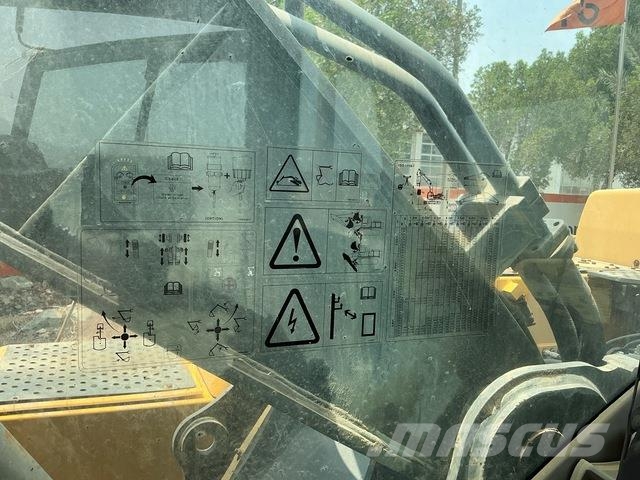 Volvo EC480DL 대형 굴삭기 29톤 이상
