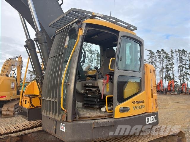 Volvo ECR235CL Pásové rýpadlá