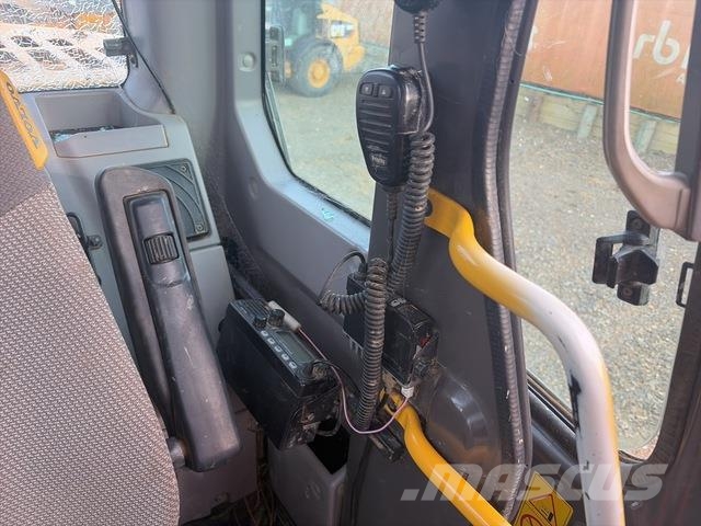 Volvo ECR235CL Pásové rýpadlá