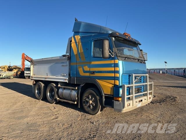 Volvo FH12 شاحنات قلابة