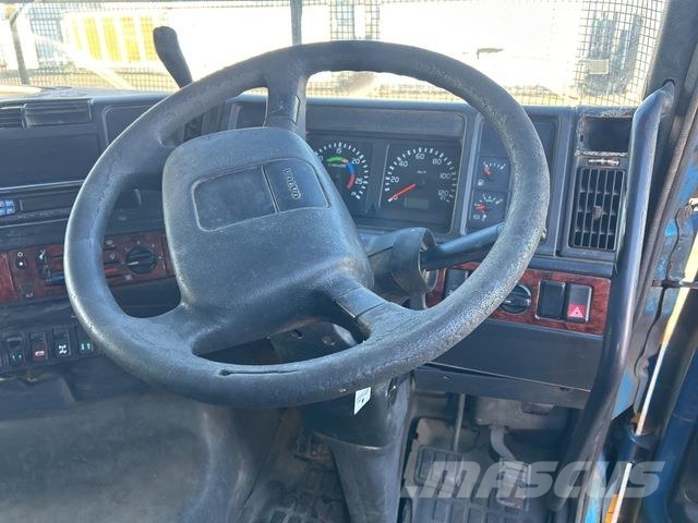 Volvo FH12 شاحنات قلابة