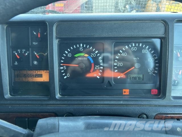 Volvo FH12 شاحنات قلابة