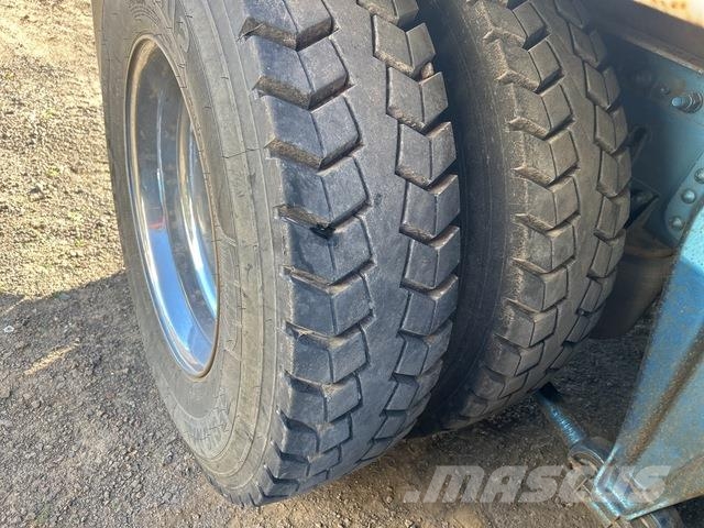 Volvo FH12 شاحنات قلابة