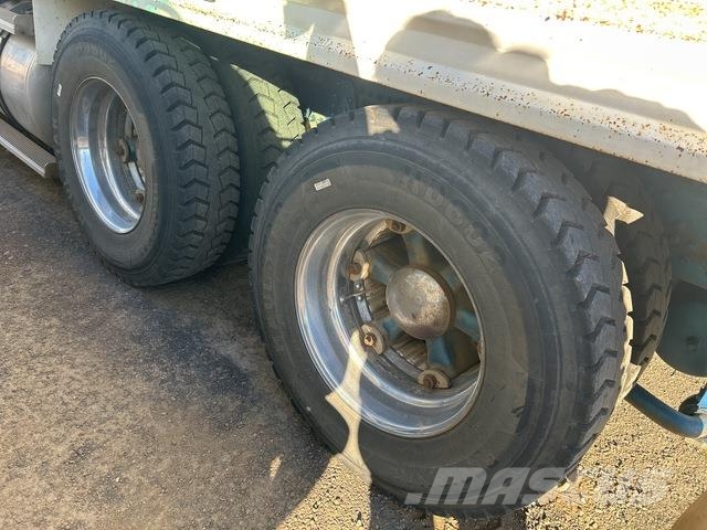 Volvo FH12 شاحنات قلابة
