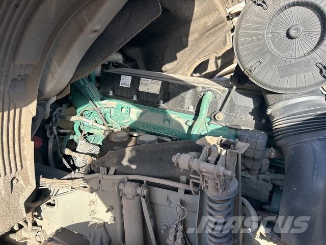 Volvo FM13 Camion ampliroll