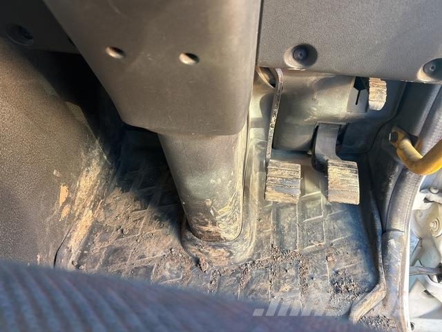 Volvo FM13 Camion ampliroll