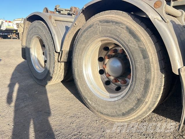 Volvo FM13 Camion ampliroll