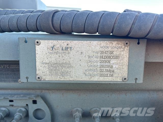Volvo FM13 Camion ampliroll