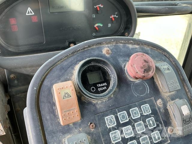 Volvo G780B Γκρέιντερς