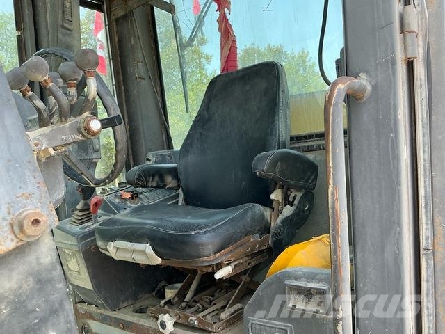 Volvo G780B Γκρέιντερς