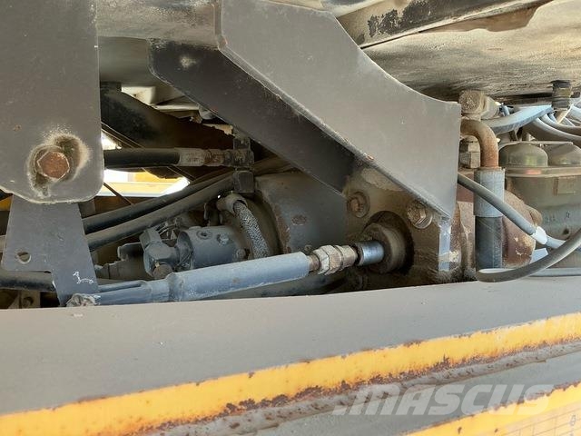 Volvo G780B Γκρέιντερς