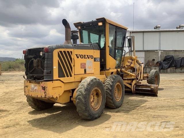 Volvo G930 معدات تمهيد الطرق