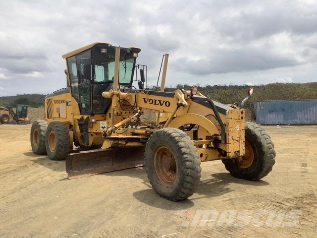 Volvo G930 معدات تمهيد الطرق