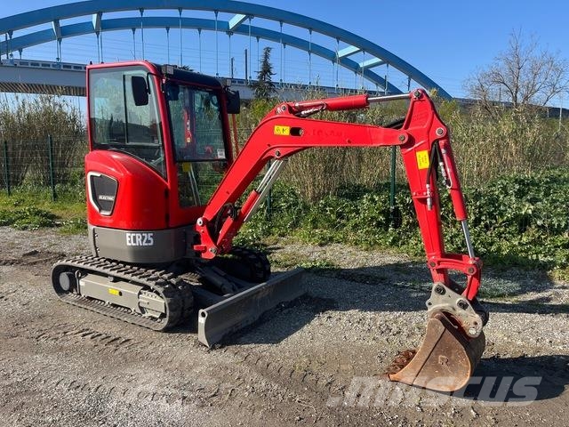 Volvo JECR25D Mini pelle < 7t