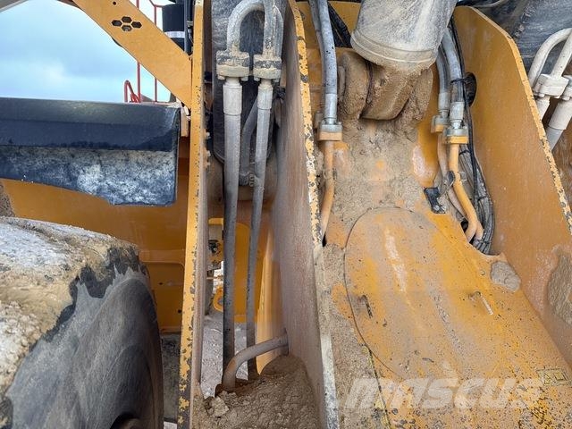 Volvo L220H Фронтальные погрузчики