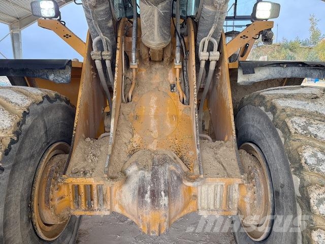 Volvo L220H Фронтальные погрузчики