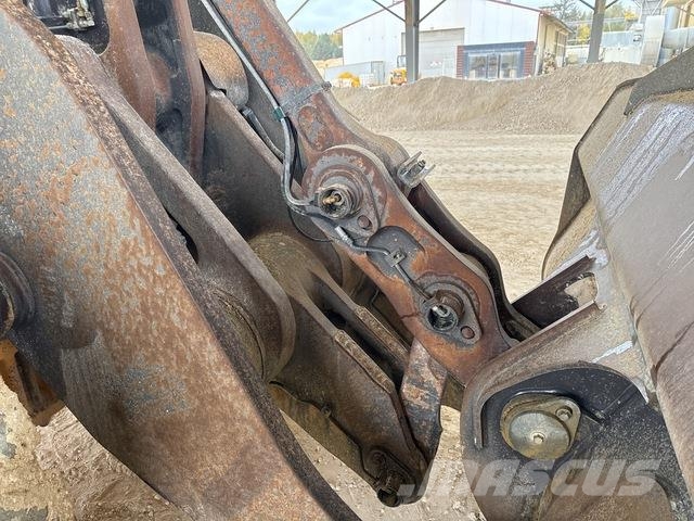Volvo L220H Фронтальные погрузчики