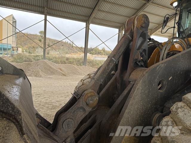 Volvo L220H Фронтальные погрузчики