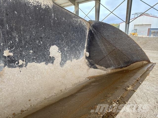 Volvo L220H Фронтальные погрузчики