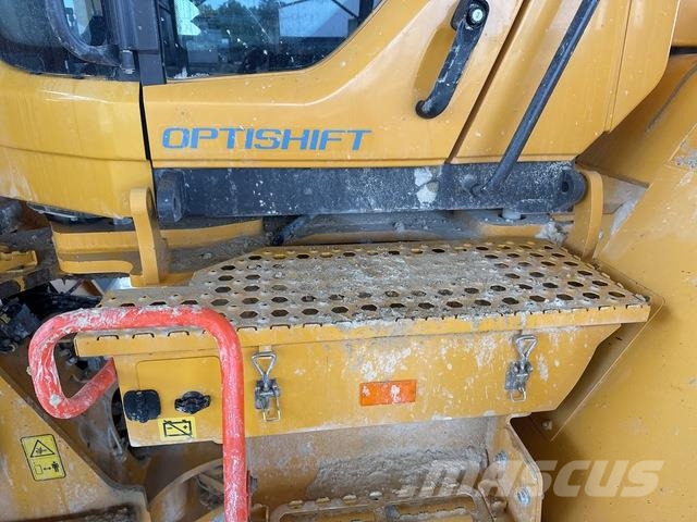 Volvo L220H Фронтальные погрузчики