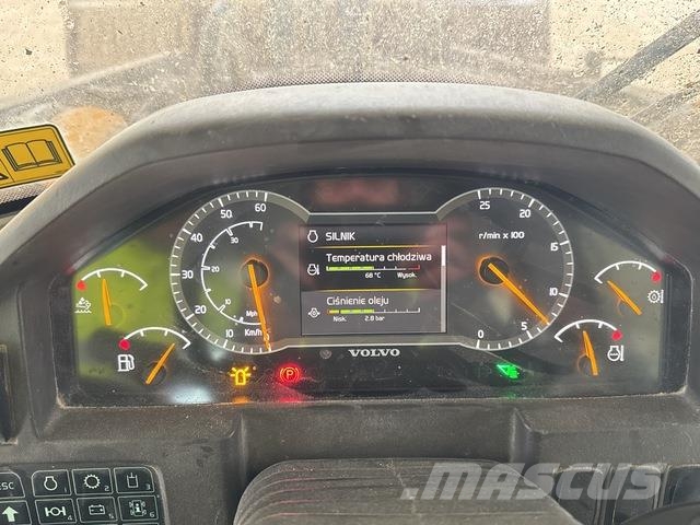 Volvo L220H Фронтальные погрузчики